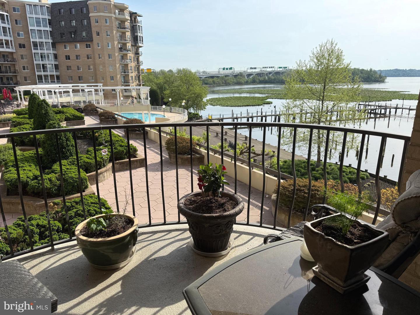 1250 S WASHINGTON ST S #207, ALEXANDRIA, Virginia 22314, 1 Bedroom Bedrooms, 4 Rooms Rooms,1 BathroomBathrooms,Residential,For sale,1250 S WASHINGTON ST S #207,VAAX2045230 MLS # VAAX2045230