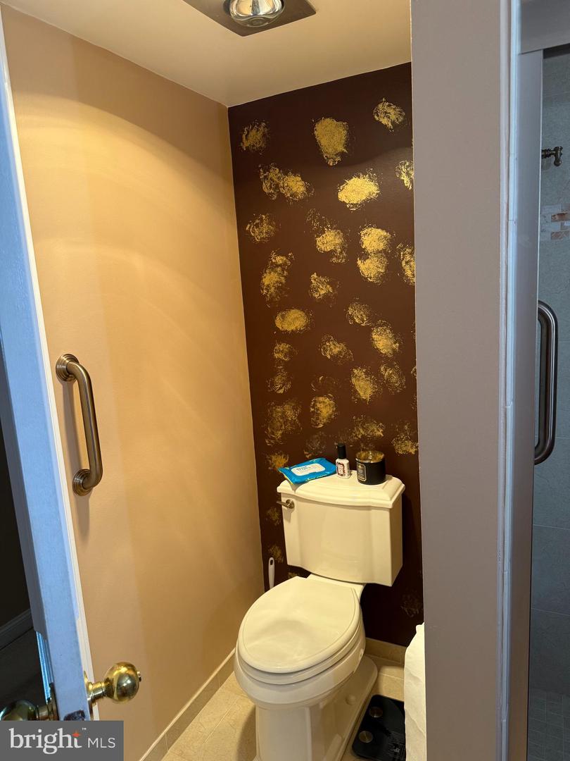 1250 S WASHINGTON ST S #207, ALEXANDRIA, Virginia 22314, 1 Bedroom Bedrooms, 4 Rooms Rooms,1 BathroomBathrooms,Residential,For sale,1250 S WASHINGTON ST S #207,VAAX2045230 MLS # VAAX2045230