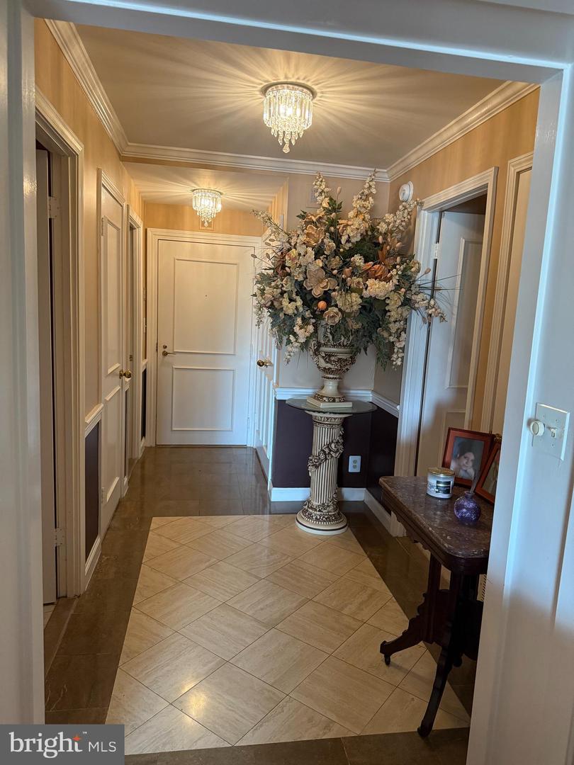 1250 S WASHINGTON ST S #207, ALEXANDRIA, Virginia 22314, 1 Bedroom Bedrooms, 4 Rooms Rooms,1 BathroomBathrooms,Residential,For sale,1250 S WASHINGTON ST S #207,VAAX2045230 MLS # VAAX2045230
