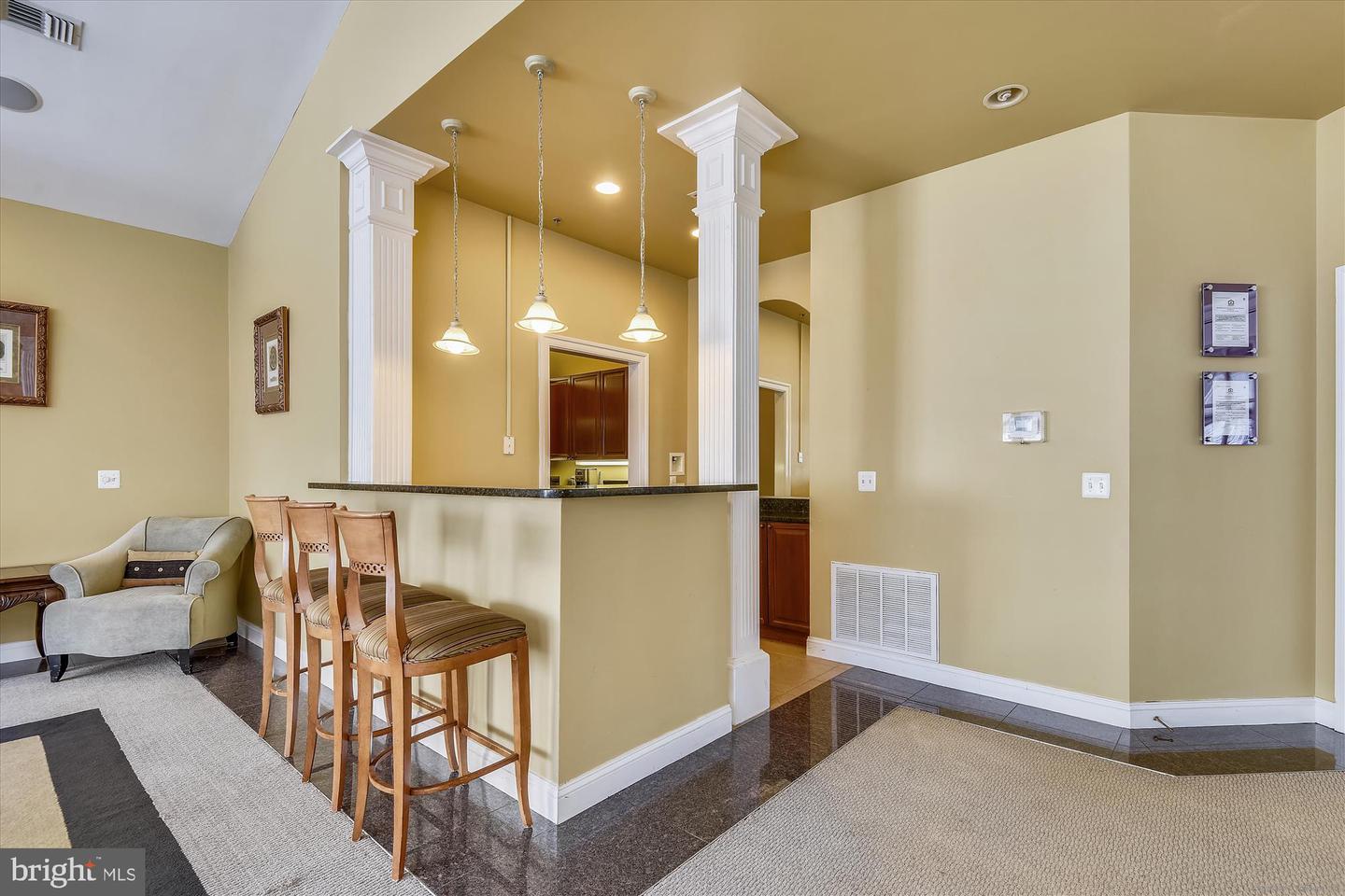 4551 STRUTFIELD LN #4132, ALEXANDRIA, Virginia 22311, 2 Bedrooms Bedrooms, ,2 BathroomsBathrooms,Residential,For sale,4551 STRUTFIELD LN #4132,VAAX2045232 MLS # VAAX2045232