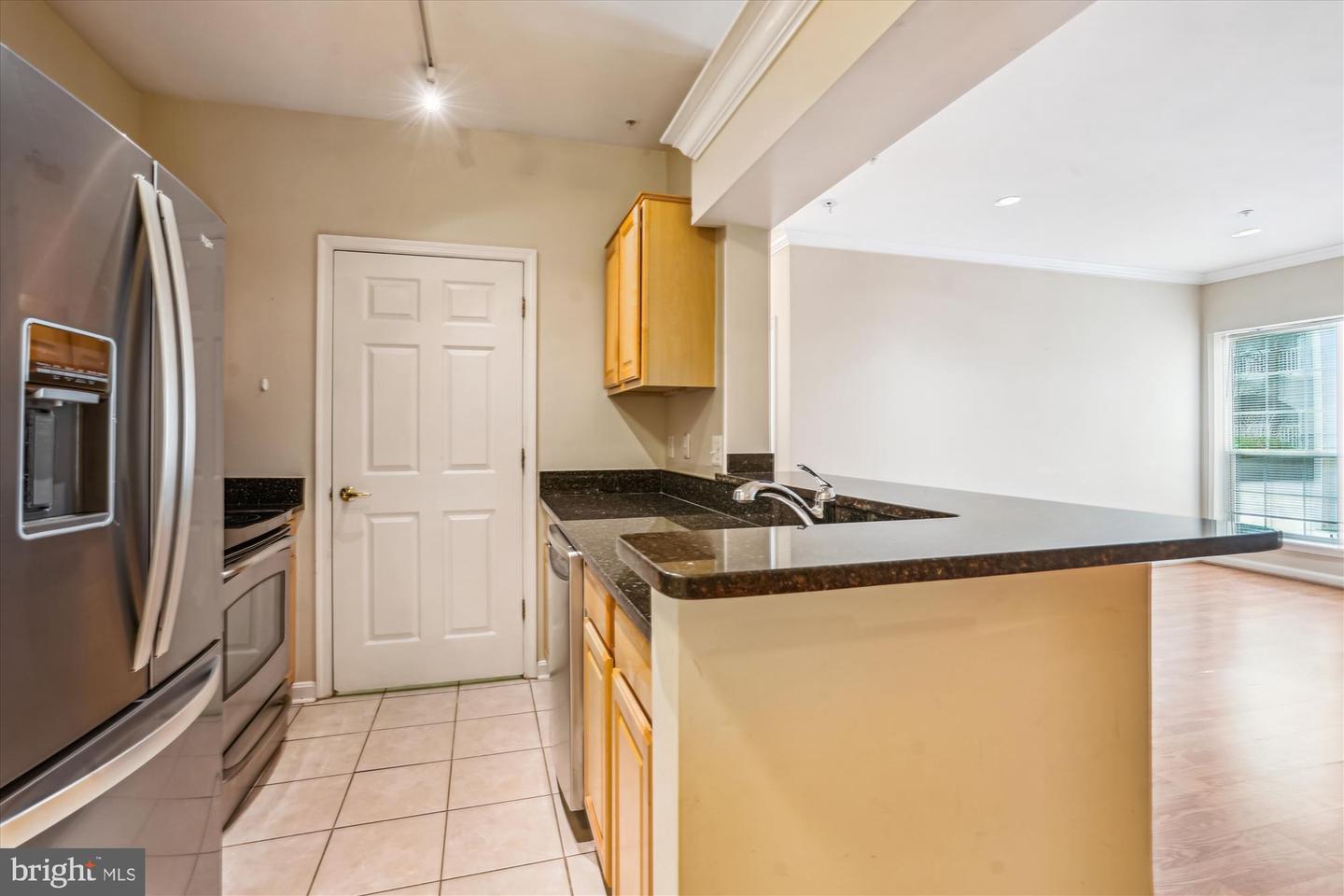 4551 STRUTFIELD LN #4132, ALEXANDRIA, Virginia 22311, 2 Bedrooms Bedrooms, ,2 BathroomsBathrooms,Residential,For sale,4551 STRUTFIELD LN #4132,VAAX2045232 MLS # VAAX2045232