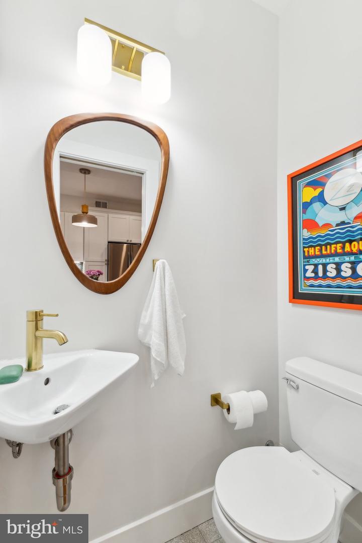 3206 WARDER ST NW, WASHINGTON, District Of Columbia 20010, 4 Bedrooms Bedrooms, ,3 BathroomsBathrooms,Residential,For sale,3206 WARDER ST NW,DCDC2200162 MLS # DCDC2200162