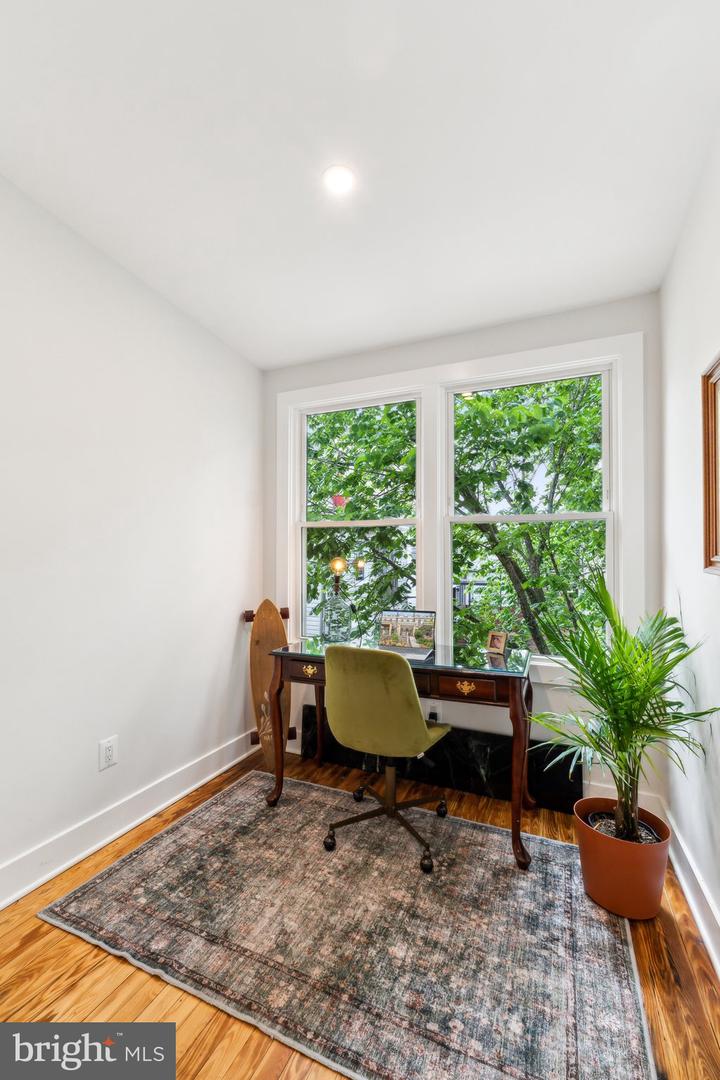 3206 WARDER ST NW, WASHINGTON, District Of Columbia 20010, 4 Bedrooms Bedrooms, ,3 BathroomsBathrooms,Residential,For sale,3206 WARDER ST NW,DCDC2200162 MLS # DCDC2200162