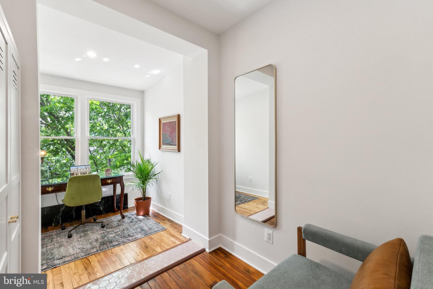 3206 WARDER ST NW, WASHINGTON, District Of Columbia 20010, 4 Bedrooms Bedrooms, ,3 BathroomsBathrooms,Residential,For sale,3206 WARDER ST NW,DCDC2200162 MLS # DCDC2200162