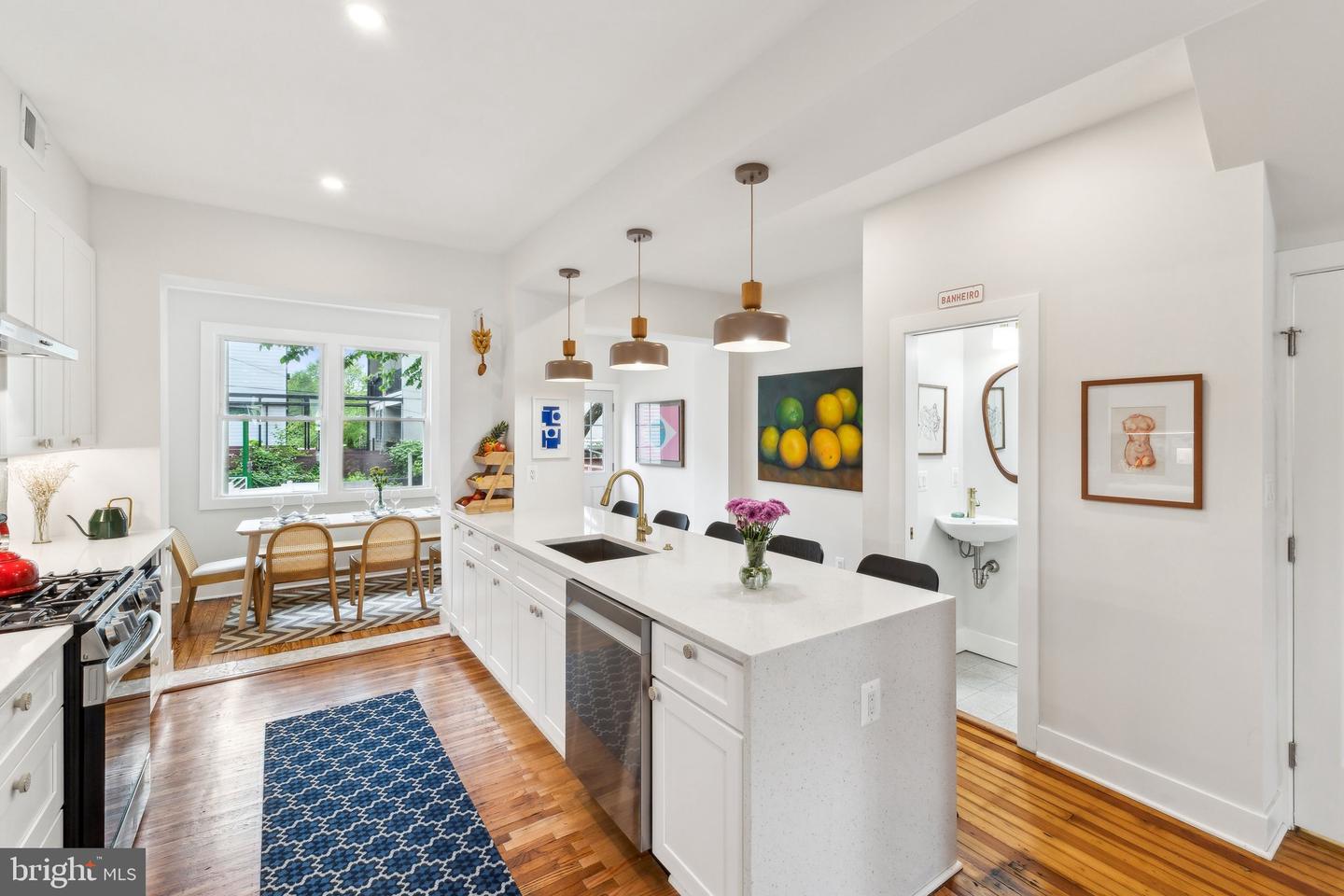 3206 WARDER ST NW, WASHINGTON, District Of Columbia 20010, 4 Bedrooms Bedrooms, ,3 BathroomsBathrooms,Residential,For sale,3206 WARDER ST NW,DCDC2200162 MLS # DCDC2200162