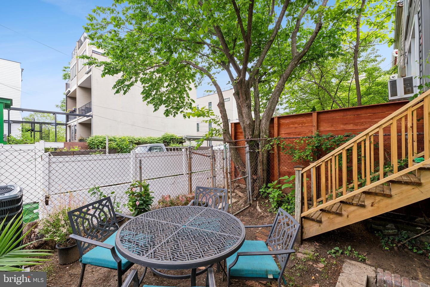 3206 WARDER ST NW, WASHINGTON, District Of Columbia 20010, 4 Bedrooms Bedrooms, ,3 BathroomsBathrooms,Residential,For sale,3206 WARDER ST NW,DCDC2200162 MLS # DCDC2200162