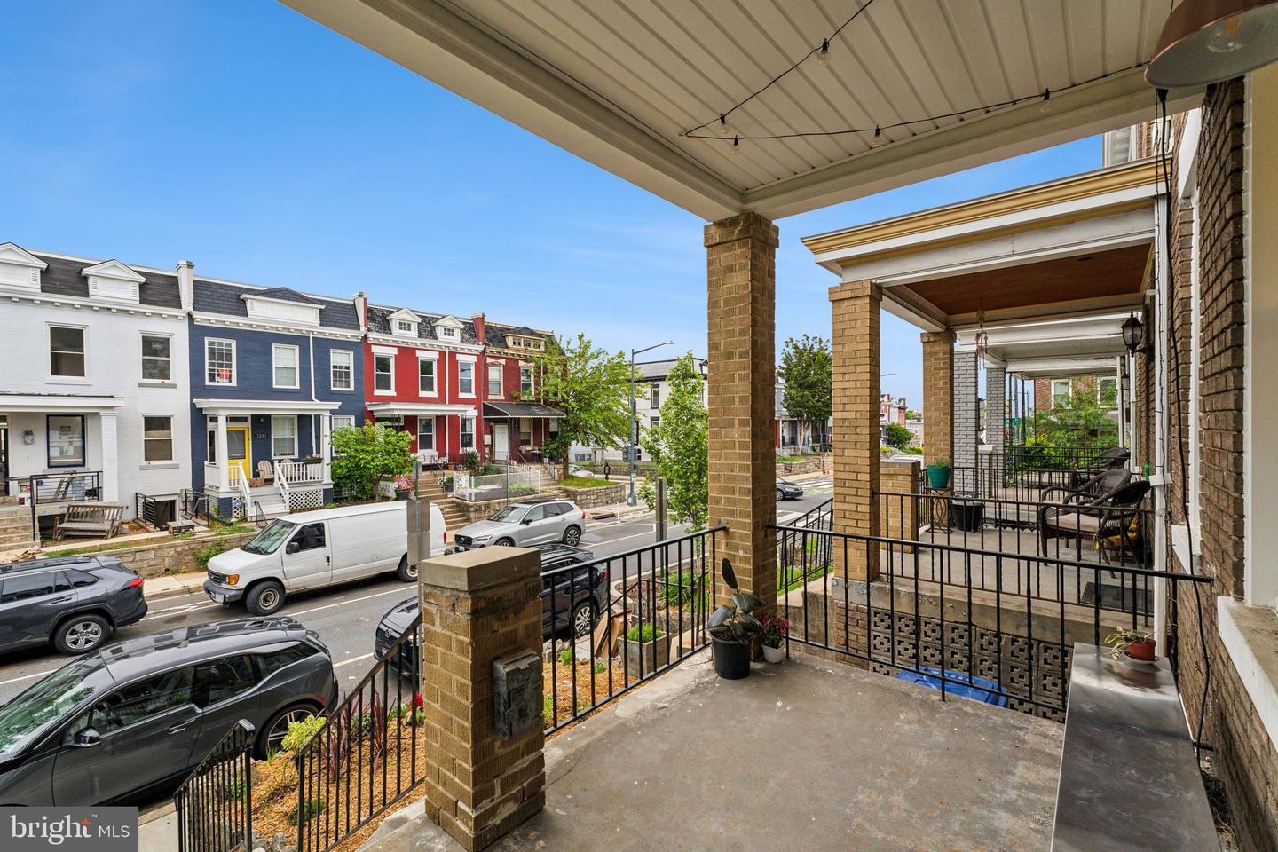 3206 WARDER ST NW, WASHINGTON, District Of Columbia 20010, 4 Bedrooms Bedrooms, ,3 BathroomsBathrooms,Residential,For sale,3206 WARDER ST NW,DCDC2200162 MLS # DCDC2200162