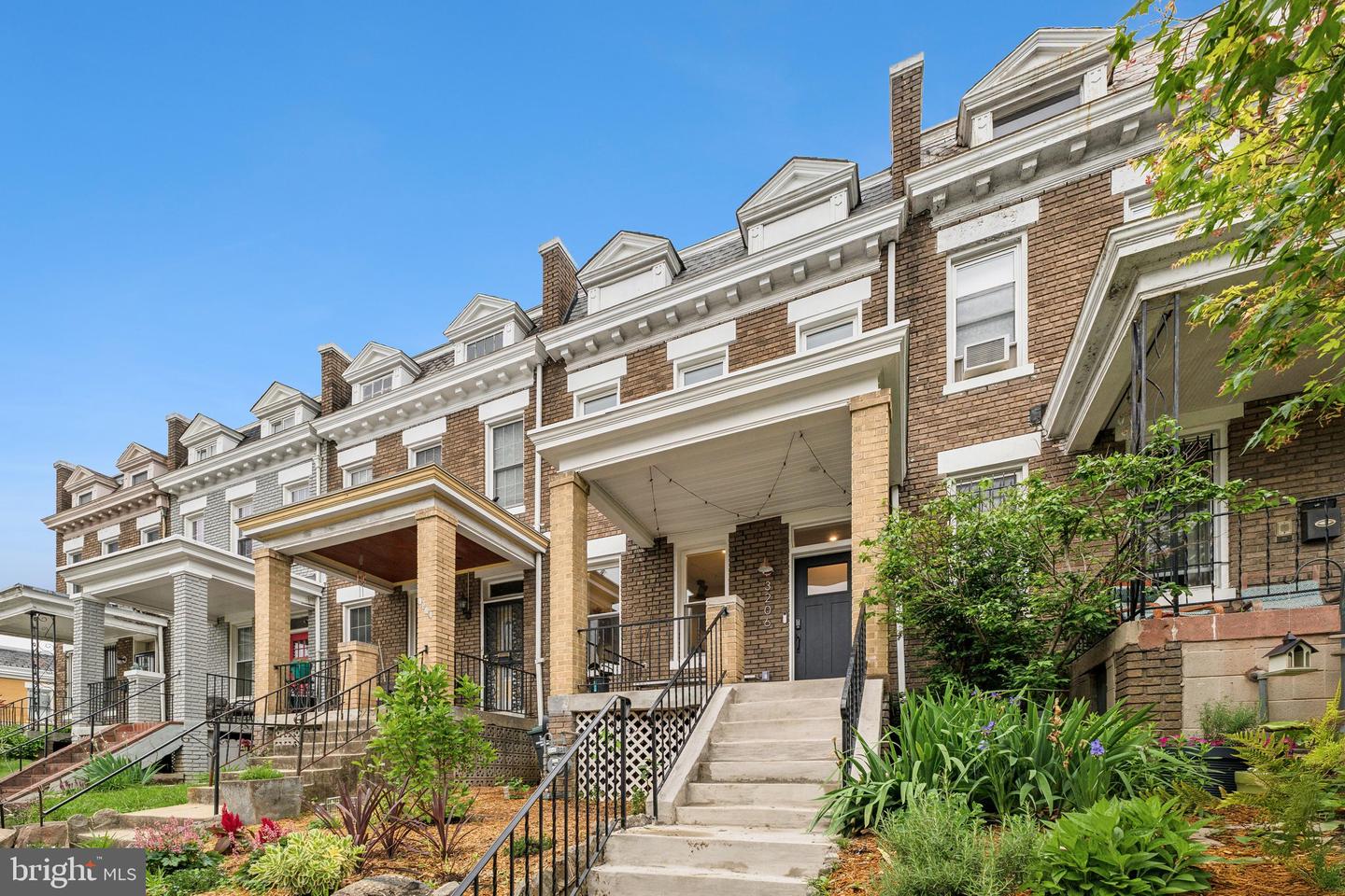 3206 WARDER ST NW, WASHINGTON, District Of Columbia 20010, 4 Bedrooms Bedrooms, ,3 BathroomsBathrooms,Residential,For sale,3206 WARDER ST NW,DCDC2200162 MLS # DCDC2200162