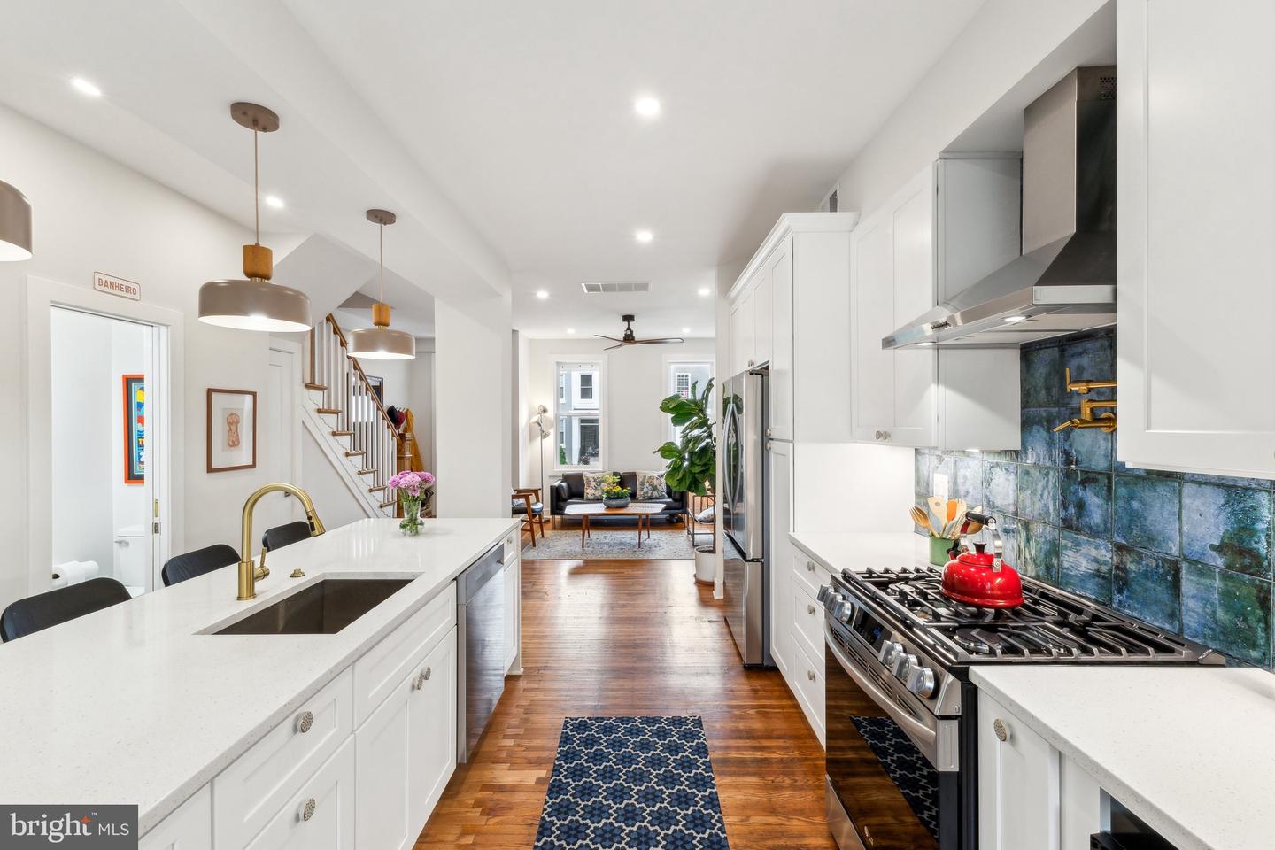 3206 WARDER ST NW, WASHINGTON, District Of Columbia 20010, 4 Bedrooms Bedrooms, ,3 BathroomsBathrooms,Residential,For sale,3206 WARDER ST NW,DCDC2200162 MLS # DCDC2200162