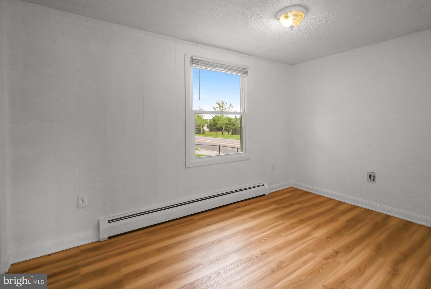 601 GROVE ST, WINCHESTER, Virginia 22601, 5 Bedrooms Bedrooms, ,2 BathroomsBathrooms,Residential,For sale,601 GROVE ST,VAWI2007670 MLS # VAWI2007670