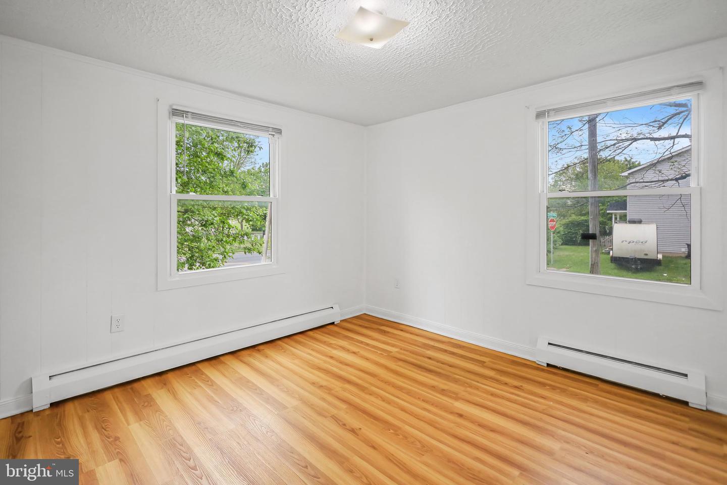 601 GROVE ST, WINCHESTER, Virginia 22601, 5 Bedrooms Bedrooms, ,2 BathroomsBathrooms,Residential,For sale,601 GROVE ST,VAWI2007670 MLS # VAWI2007670