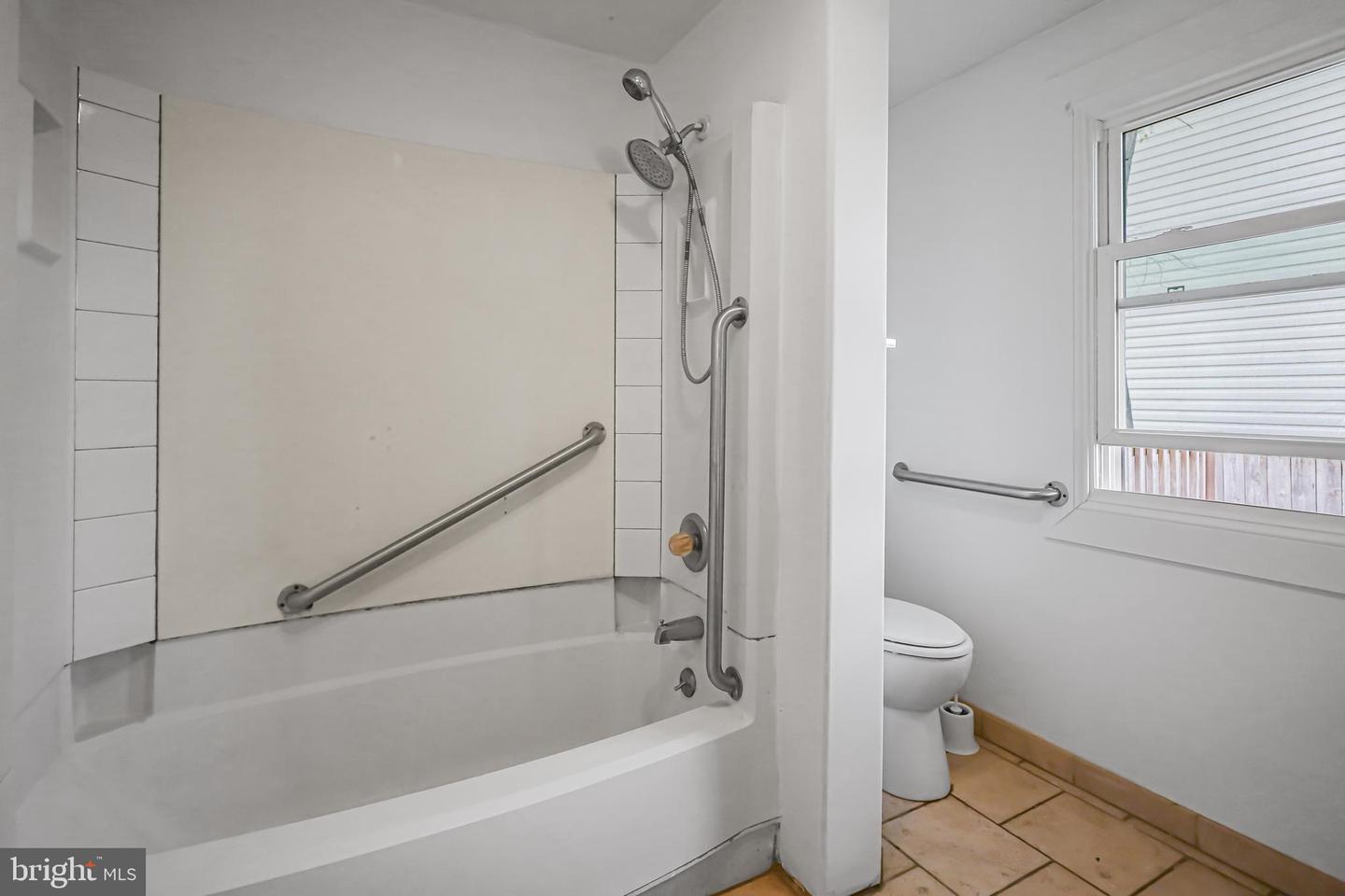 601 GROVE ST, WINCHESTER, Virginia 22601, 5 Bedrooms Bedrooms, ,2 BathroomsBathrooms,Residential,For sale,601 GROVE ST,VAWI2007670 MLS # VAWI2007670