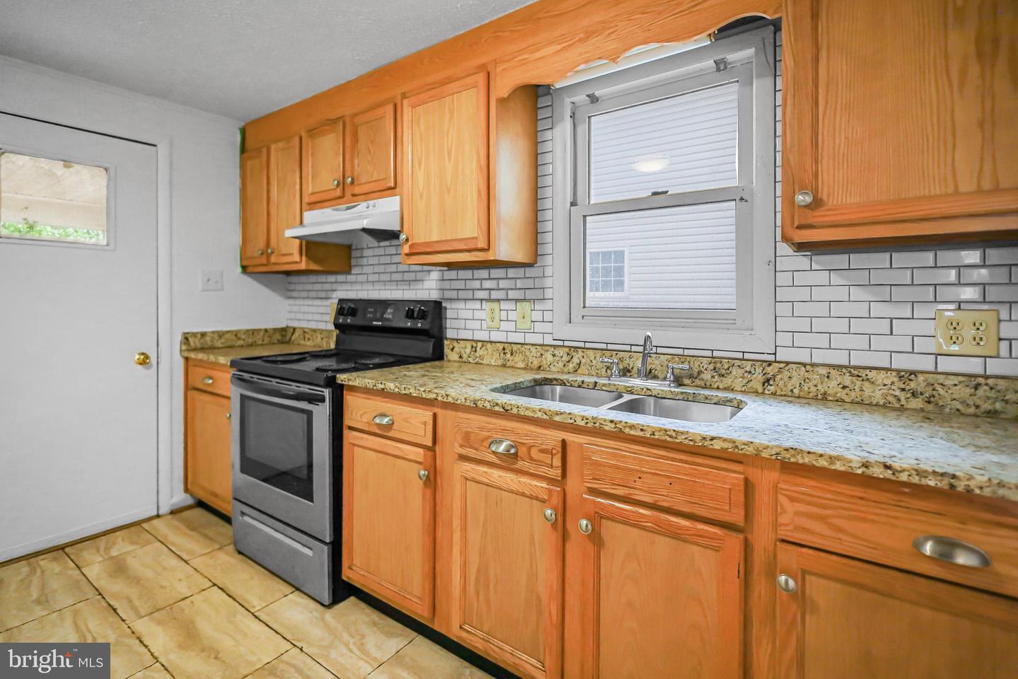 601 GROVE ST, WINCHESTER, Virginia 22601, 5 Bedrooms Bedrooms, ,2 BathroomsBathrooms,Residential,For sale,601 GROVE ST,VAWI2007670 MLS # VAWI2007670