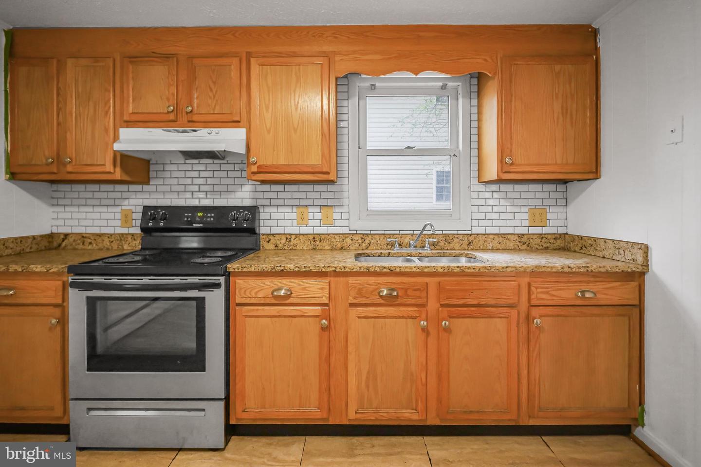 601 GROVE ST, WINCHESTER, Virginia 22601, 5 Bedrooms Bedrooms, ,2 BathroomsBathrooms,Residential,For sale,601 GROVE ST,VAWI2007670 MLS # VAWI2007670