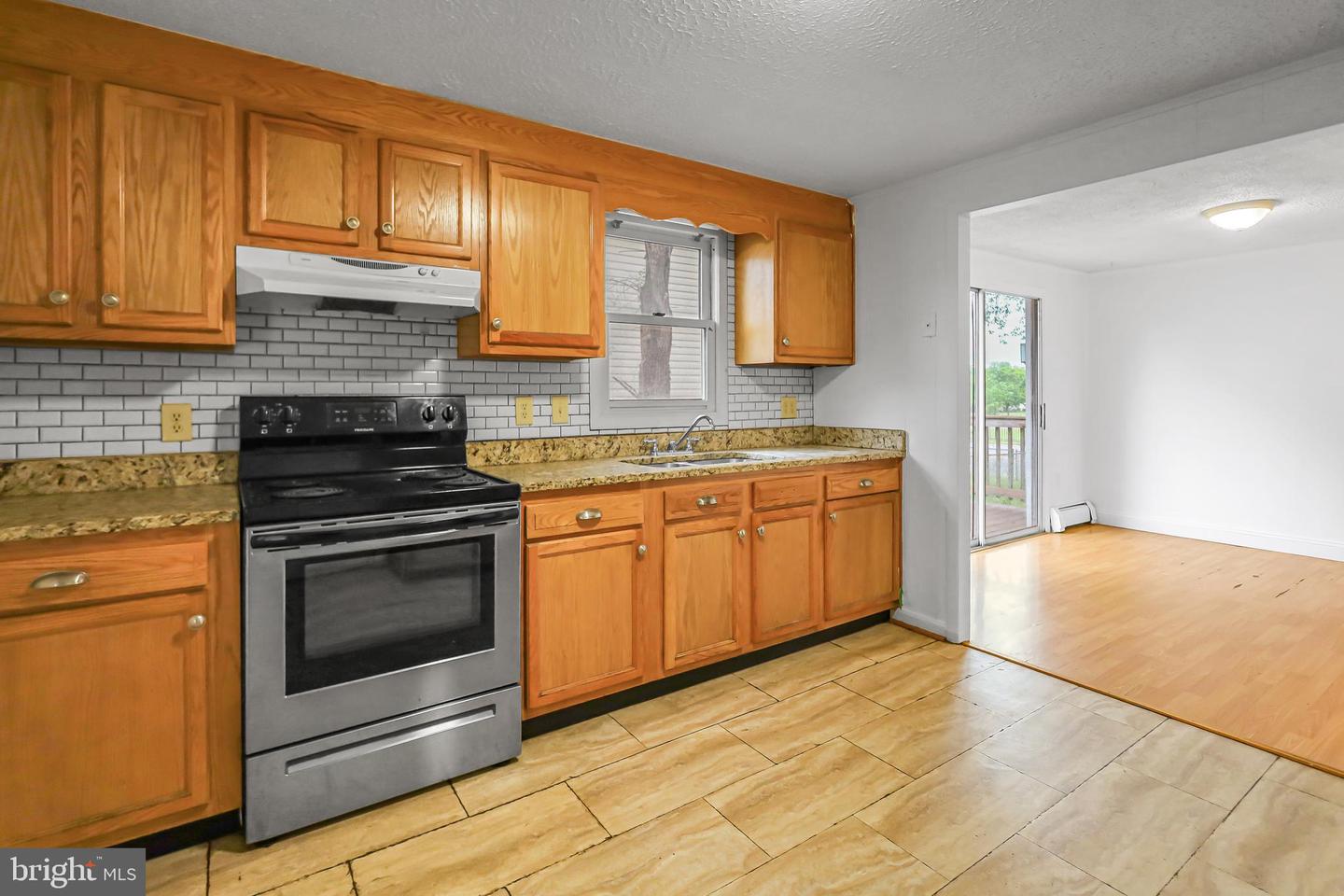 601 GROVE ST, WINCHESTER, Virginia 22601, 5 Bedrooms Bedrooms, ,2 BathroomsBathrooms,Residential,For sale,601 GROVE ST,VAWI2007670 MLS # VAWI2007670