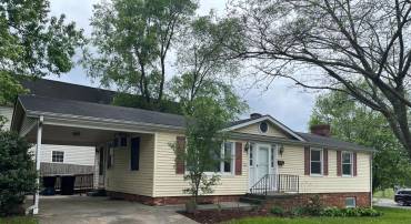 601 GROVE ST, WINCHESTER, Virginia 22601, 5 Bedrooms Bedrooms, ,2 BathroomsBathrooms,Residential,For sale,601 GROVE ST,VAWI2007670 MLS # VAWI2007670