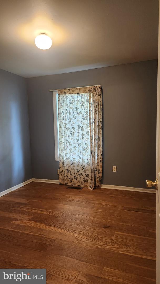 801 S GREENTHORN AVE, STERLING, Virginia 20164, 4 Bedrooms Bedrooms, ,2 BathroomsBathrooms,Residential,For sale,801 S GREENTHORN AVE,VALO2096172 MLS # VALO2096172