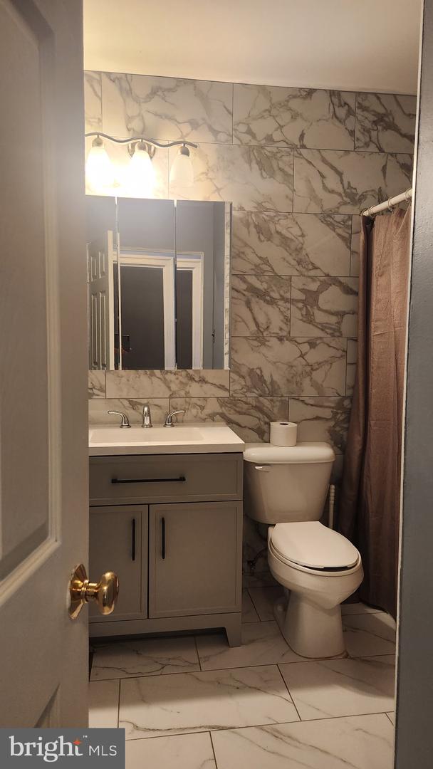 801 S GREENTHORN AVE, STERLING, Virginia 20164, 4 Bedrooms Bedrooms, ,2 BathroomsBathrooms,Residential,For sale,801 S GREENTHORN AVE,VALO2096172 MLS # VALO2096172
