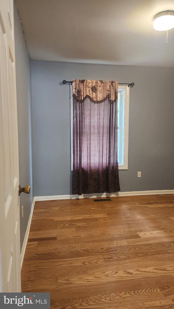 801 S GREENTHORN AVE, STERLING, Virginia 20164, 4 Bedrooms Bedrooms, ,2 BathroomsBathrooms,Residential,For sale,801 S GREENTHORN AVE,VALO2096172 MLS # VALO2096172