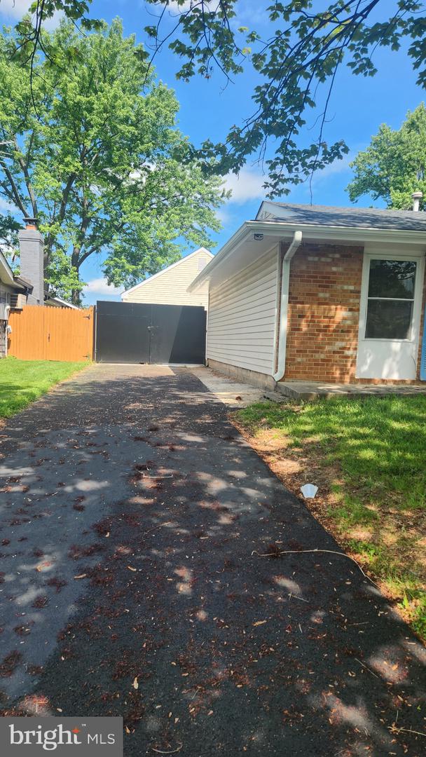 801 S GREENTHORN AVE, STERLING, Virginia 20164, 4 Bedrooms Bedrooms, ,2 BathroomsBathrooms,Residential,For sale,801 S GREENTHORN AVE,VALO2096172 MLS # VALO2096172