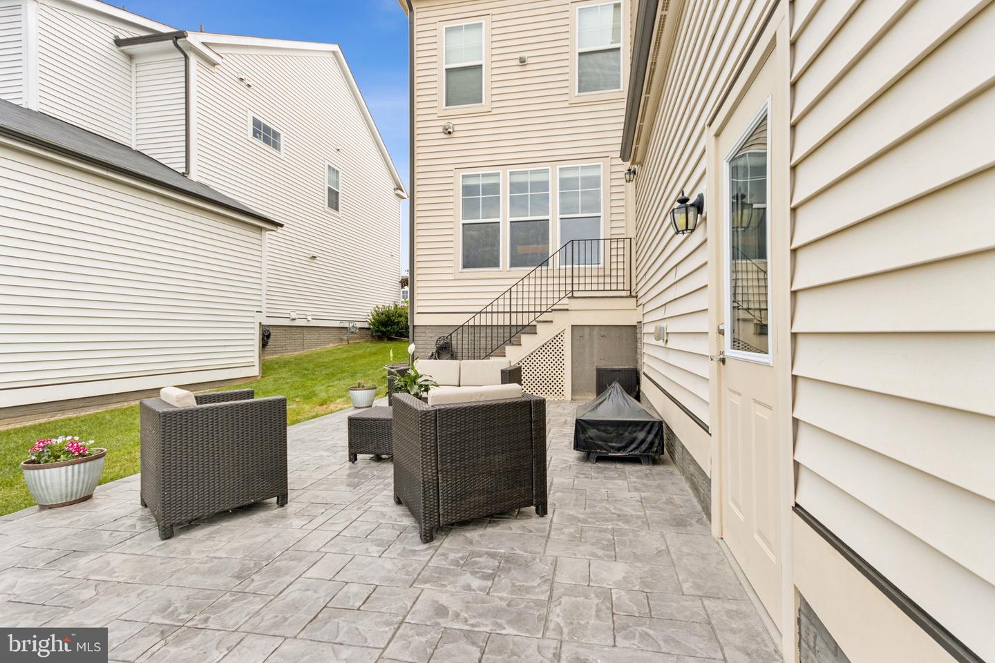 213 FOXGLOVE WAY, STAFFORD, Virginia 22554, 5 Bedrooms Bedrooms, ,3 BathroomsBathrooms,Residential,For sale,213 FOXGLOVE WAY,VAST2038740 MLS # VAST2038740
