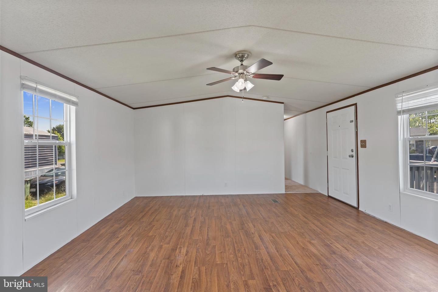 112 CLIFF CIRCLE, STAFFORD, Virginia 22554, 3 Bedrooms Bedrooms, ,2 BathroomsBathrooms,Residential,For sale,112 CLIFF CIRCLE,VAST2038750 MLS # VAST2038750