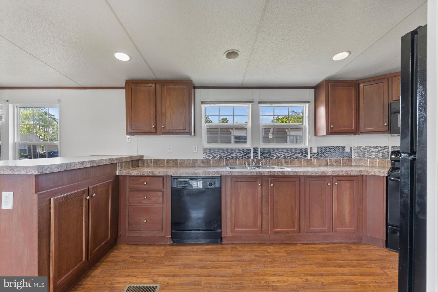 112 CLIFF CIRCLE, STAFFORD, Virginia 22554, 3 Bedrooms Bedrooms, ,2 BathroomsBathrooms,Residential,For sale,112 CLIFF CIRCLE,VAST2038750 MLS # VAST2038750