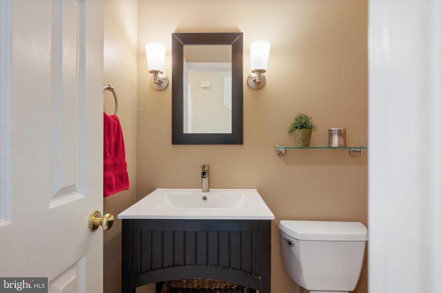 15069 BROWN POST LN, CENTREVILLE, Virginia 20121, 4 Bedrooms Bedrooms, ,3 BathroomsBathrooms,Residential,For sale,15069 BROWN POST LN,VAFX2240328 MLS # VAFX2240328