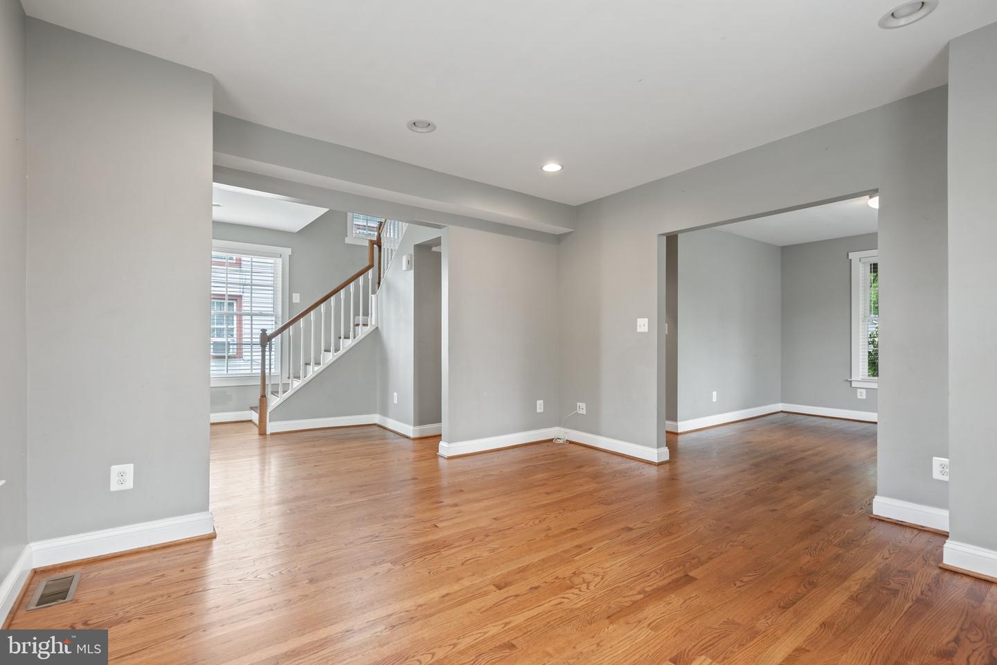 105 S BLUE RIDGE AVE, CULPEPER, Virginia 22701, 3 Bedrooms Bedrooms, ,2 BathroomsBathrooms,Residential,For sale,105 S BLUE RIDGE AVE,VACU2010570 MLS # VACU2010570