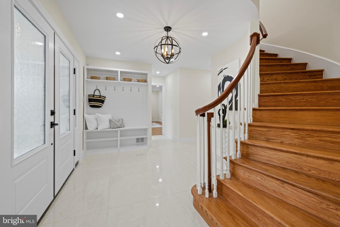 8355 ALVORD ST, MCLEAN, Virginia 22102, 6 Bedrooms Bedrooms, 7 Rooms Rooms,4 BathroomsBathrooms,Residential,For sale,8355 ALVORD ST,VAFX2240478 MLS # VAFX2240478
