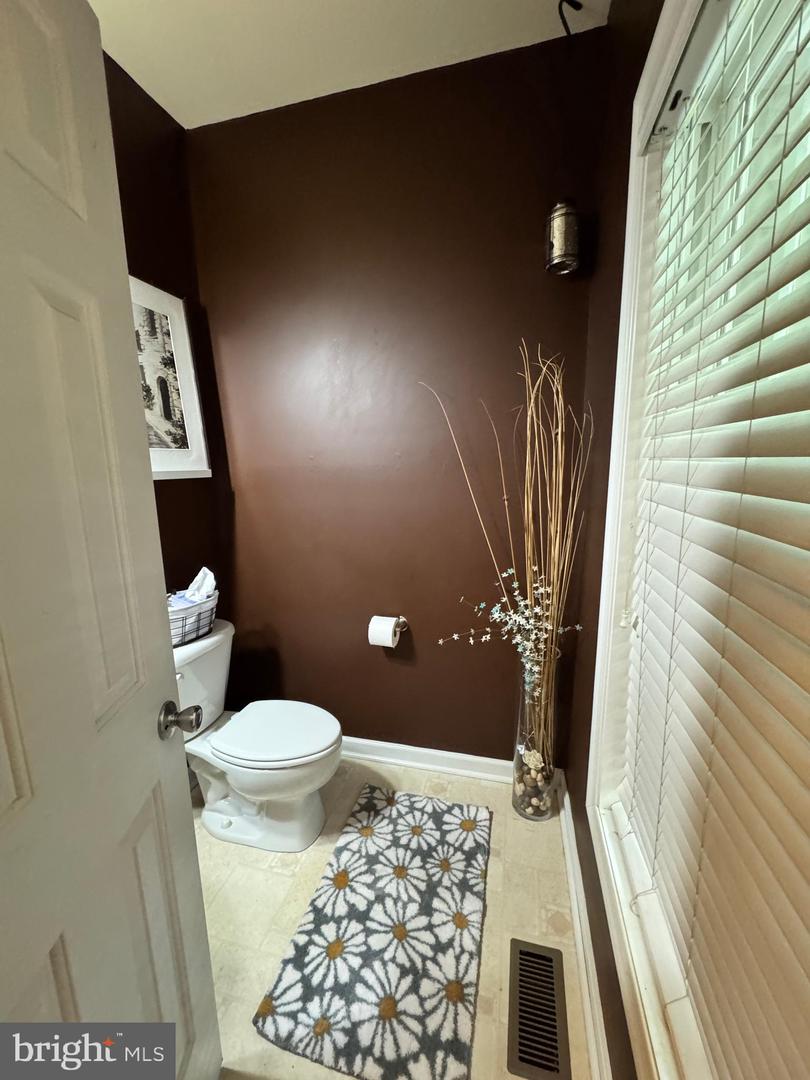 6609 TURKEY RUN DR, FREDERICKSBURG, Virginia 22407, 4 Bedrooms Bedrooms, ,3 BathroomsBathrooms,Residential,For sale,6609 TURKEY RUN DR,VASP2033100 MLS # VASP2033100