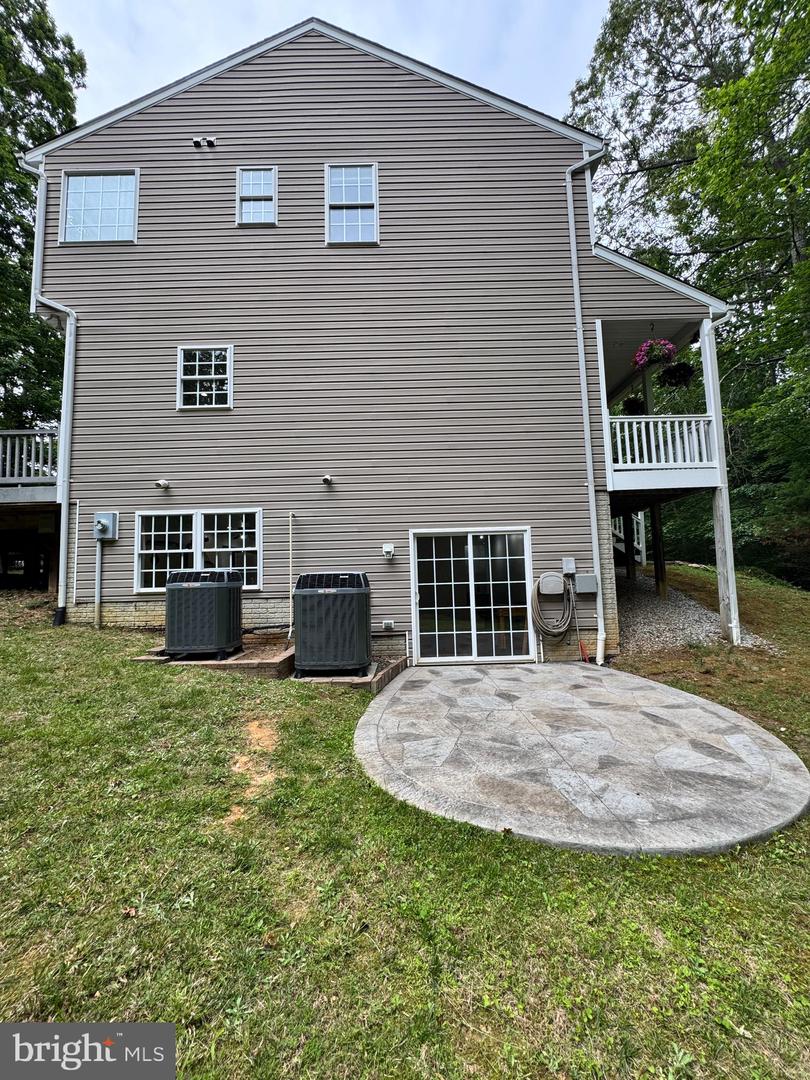 6609 TURKEY RUN DR, FREDERICKSBURG, Virginia 22407, 4 Bedrooms Bedrooms, ,3 BathroomsBathrooms,Residential,For sale,6609 TURKEY RUN DR,VASP2033100 MLS # VASP2033100