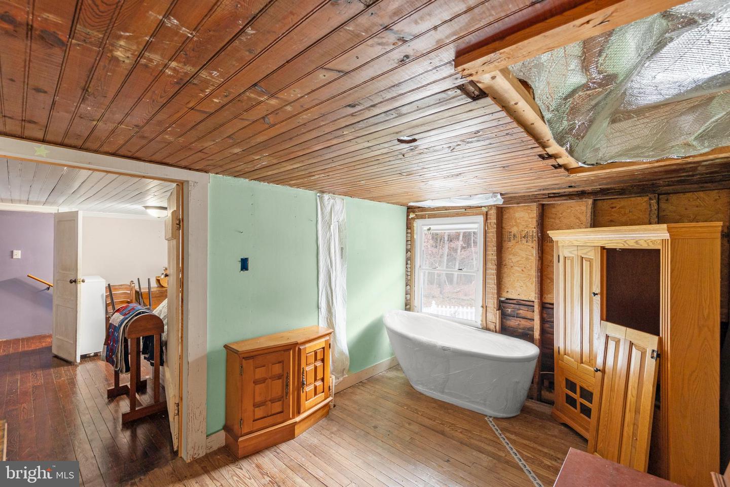 136 NELSONS CHAPEL LN, CROSS JUNCTION, Virginia 22625, 2 Bedrooms Bedrooms, ,1 BathroomBathrooms,Residential,For sale,136 NELSONS CHAPEL LN,VAFV2034126 MLS # VAFV2034126