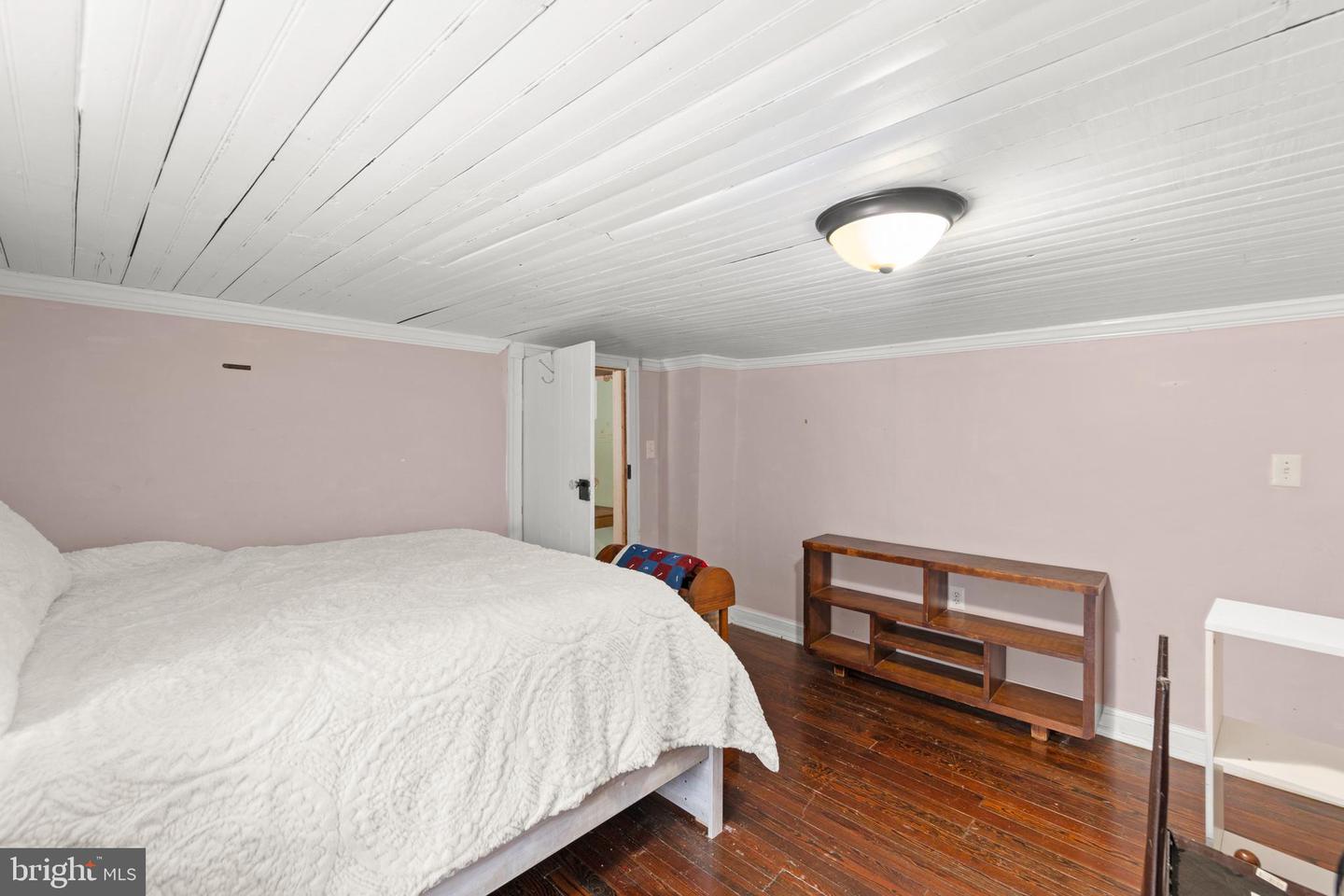 136 NELSONS CHAPEL LN, CROSS JUNCTION, Virginia 22625, 2 Bedrooms Bedrooms, ,1 BathroomBathrooms,Residential,For sale,136 NELSONS CHAPEL LN,VAFV2034126 MLS # VAFV2034126