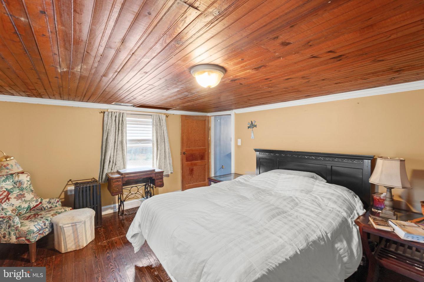 136 NELSONS CHAPEL LN, CROSS JUNCTION, Virginia 22625, 2 Bedrooms Bedrooms, ,1 BathroomBathrooms,Residential,For sale,136 NELSONS CHAPEL LN,VAFV2034126 MLS # VAFV2034126