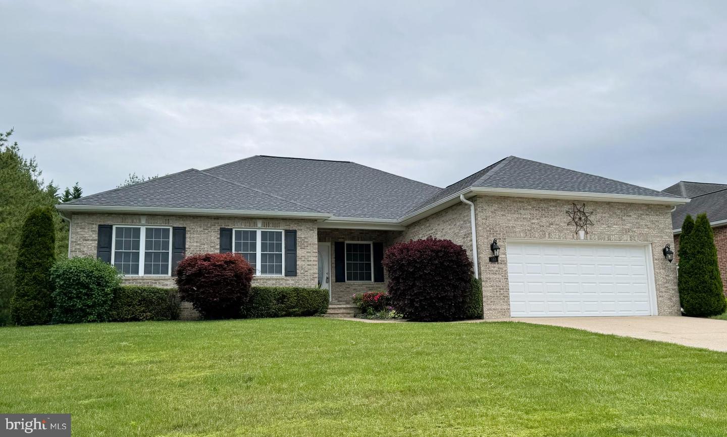 101 LATIGO CT, STEPHENS CITY, Virginia 22655, 3 Bedrooms Bedrooms, ,2 BathroomsBathrooms,Residential,For sale,101 LATIGO CT,VAFV2034128 MLS # VAFV2034128