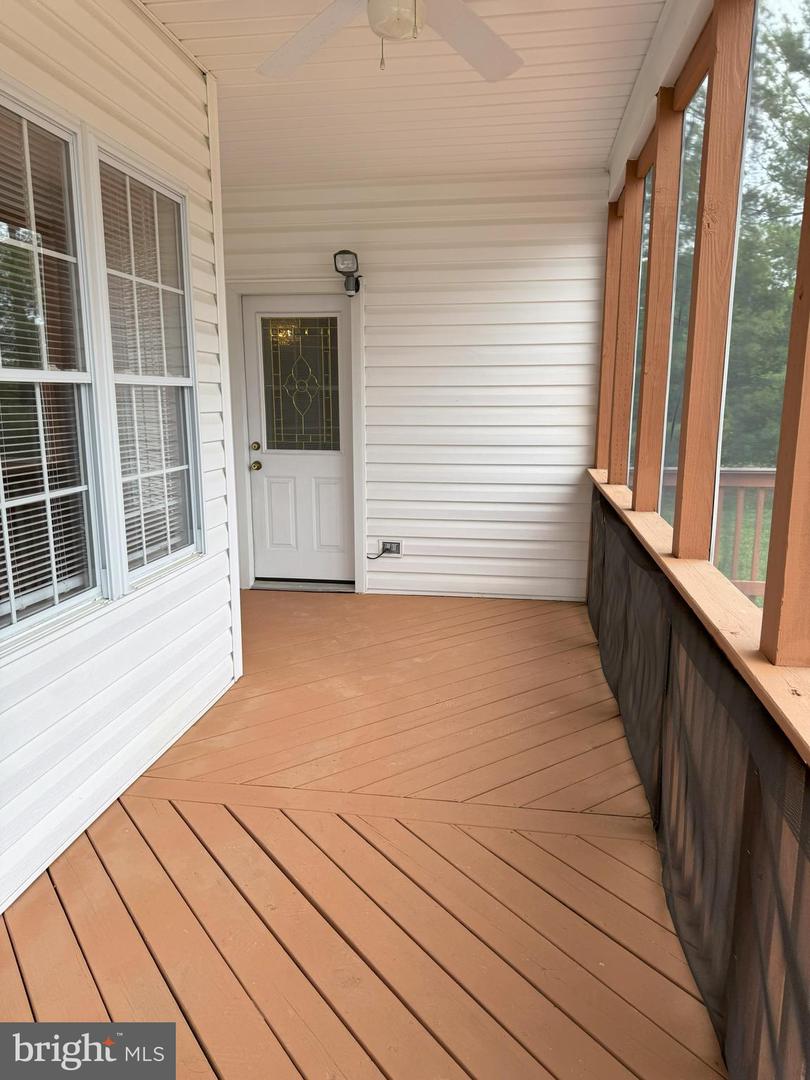 101 LATIGO CT, STEPHENS CITY, Virginia 22655, 3 Bedrooms Bedrooms, ,2 BathroomsBathrooms,Residential,For sale,101 LATIGO CT,VAFV2034128 MLS # VAFV2034128