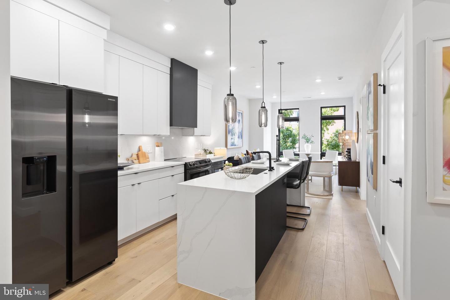 1208 M ST NW #41, WASHINGTON, District Of Columbia 20005, 2 Bedrooms Bedrooms, ,2 BathroomsBathrooms,Residential,For sale,1208 M ST NW #41,DCDC2200410 MLS # DCDC2200410