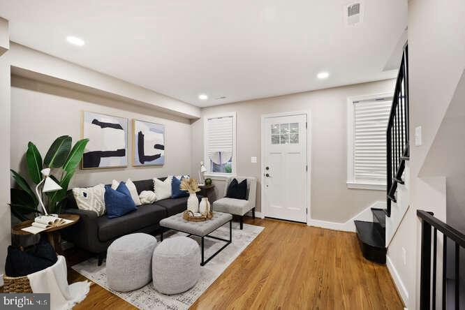 1632 RIDGE PL SE, WASHINGTON, District Of Columbia 20020, 3 Bedrooms Bedrooms, ,2 BathroomsBathrooms,Residential,For sale,1632 RIDGE PL SE,DCDC2200314 MLS # DCDC2200314