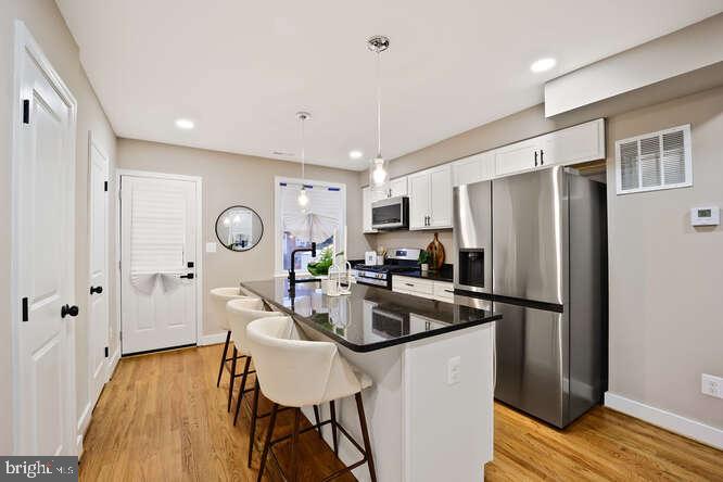 1632 RIDGE PL SE, WASHINGTON, District Of Columbia 20020, 3 Bedrooms Bedrooms, ,2 BathroomsBathrooms,Residential,For sale,1632 RIDGE PL SE,DCDC2200314 MLS # DCDC2200314