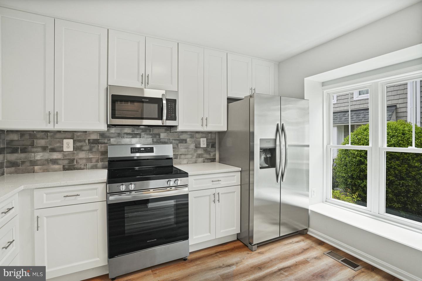 3823 9TH RD S, ARLINGTON, Virginia 22204, 2 Bedrooms Bedrooms, ,2 BathroomsBathrooms,Residential,For sale,3823 9TH RD S,VAAR2057404 MLS # VAAR2057404