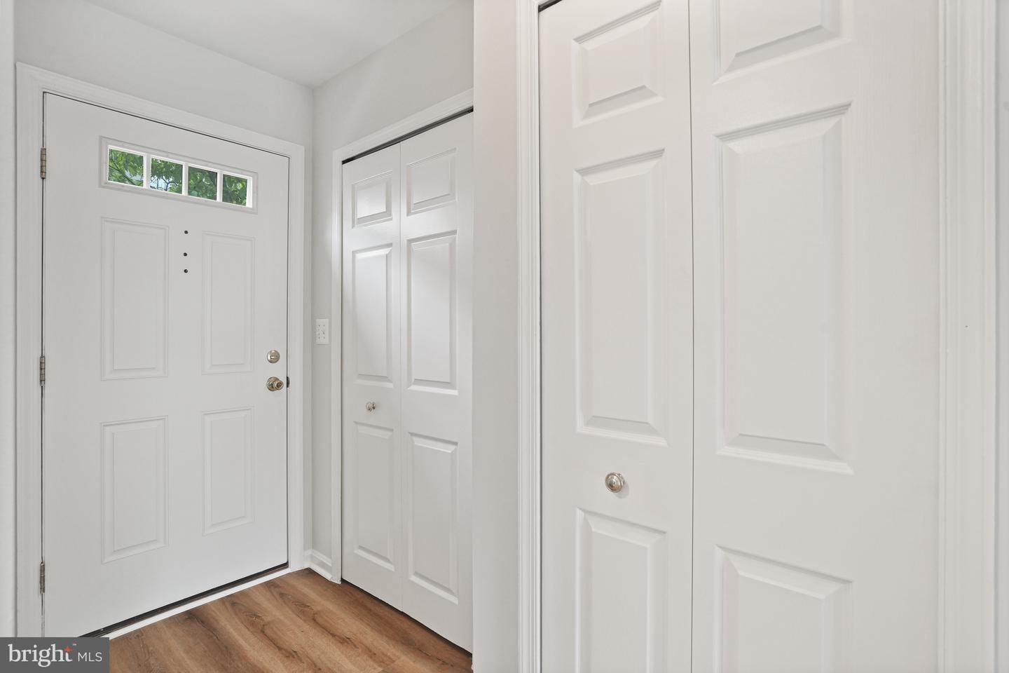 3823 9TH RD S, ARLINGTON, Virginia 22204, 2 Bedrooms Bedrooms, ,2 BathroomsBathrooms,Residential,For sale,3823 9TH RD S,VAAR2057404 MLS # VAAR2057404