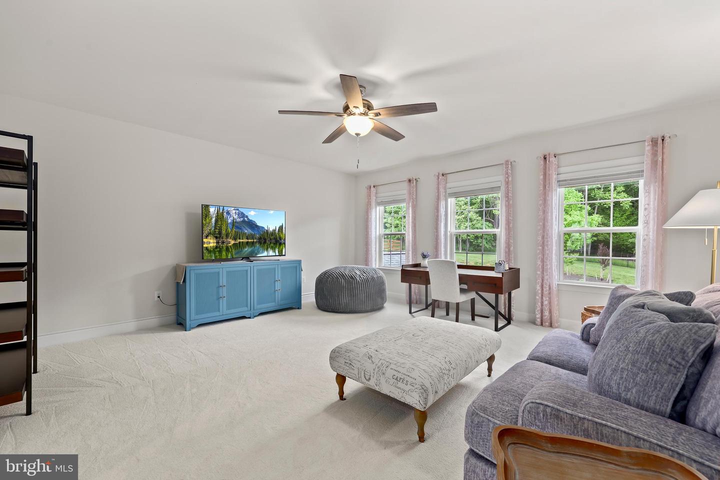 41708 WAKEHURST PL, LEESBURG, Virginia 20176, 5 Bedrooms Bedrooms, ,3 BathroomsBathrooms,Residential,For sale,41708 WAKEHURST PL,VALO2096276 MLS # VALO2096276