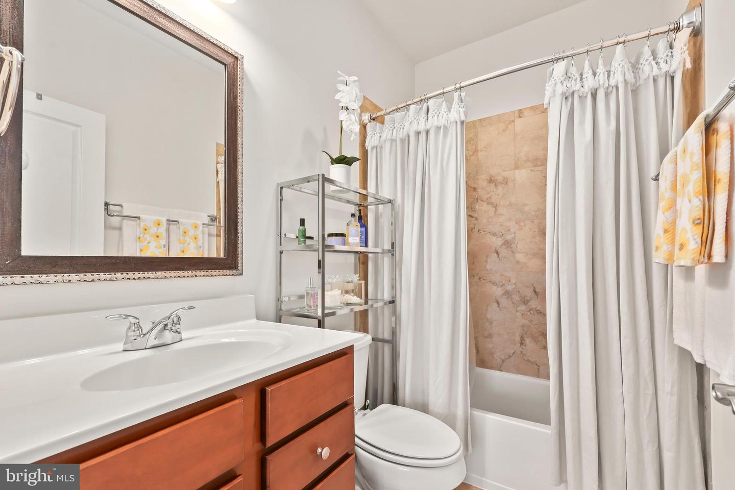 41708 WAKEHURST PL, LEESBURG, Virginia 20176, 5 Bedrooms Bedrooms, ,3 BathroomsBathrooms,Residential,For sale,41708 WAKEHURST PL,VALO2096276 MLS # VALO2096276