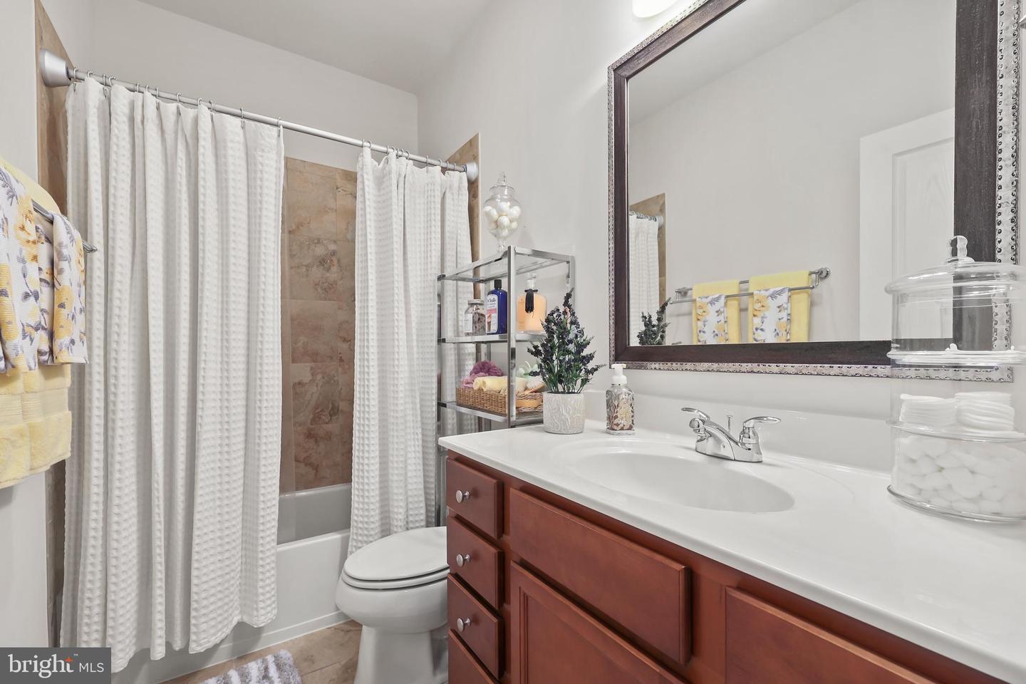 41708 WAKEHURST PL, LEESBURG, Virginia 20176, 5 Bedrooms Bedrooms, ,3 BathroomsBathrooms,Residential,For sale,41708 WAKEHURST PL,VALO2096276 MLS # VALO2096276
