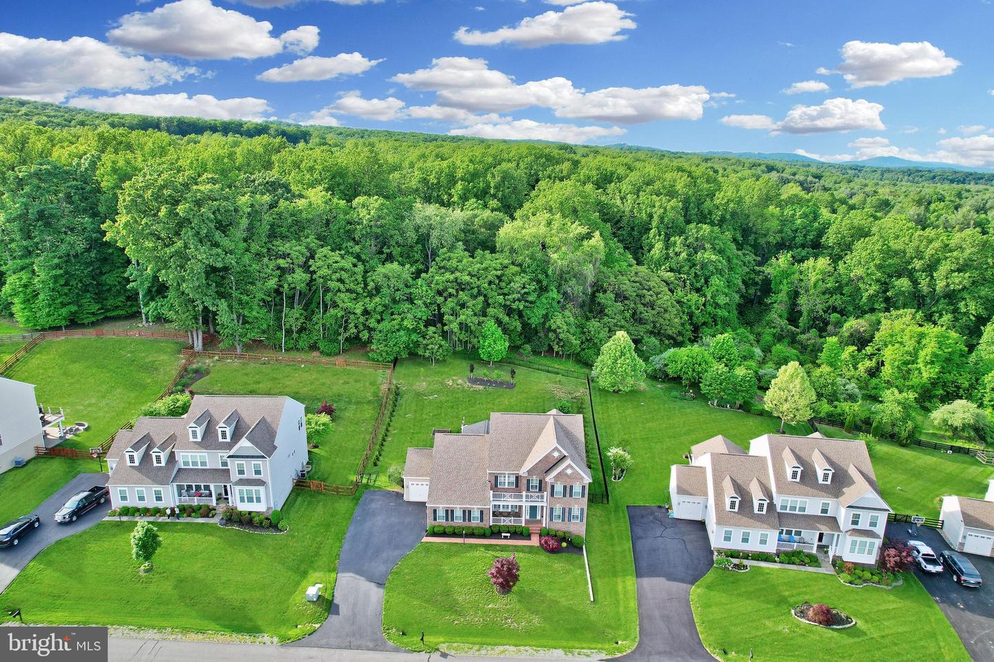 41708 WAKEHURST PL, LEESBURG, Virginia 20176, 5 Bedrooms Bedrooms, ,3 BathroomsBathrooms,Residential,For sale,41708 WAKEHURST PL,VALO2096276 MLS # VALO2096276