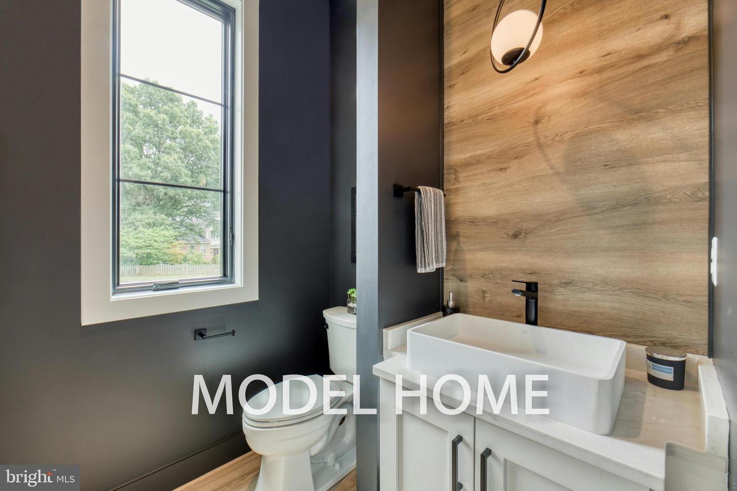 2239 HIGHLAND AVE, FALLS CHURCH, Virginia 22046, 7 Bedrooms Bedrooms, ,6 BathroomsBathrooms,Residential,For sale,2239 HIGHLAND AVE,VAFX2240564 MLS # VAFX2240564
