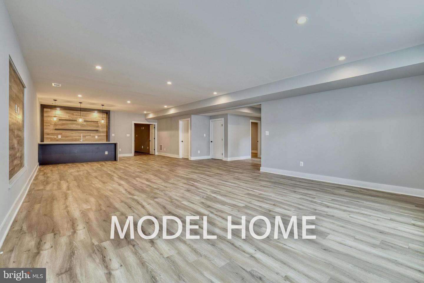 2239 HIGHLAND AVE, FALLS CHURCH, Virginia 22046, 7 Bedrooms Bedrooms, ,6 BathroomsBathrooms,Residential,For sale,2239 HIGHLAND AVE,VAFX2240564 MLS # VAFX2240564