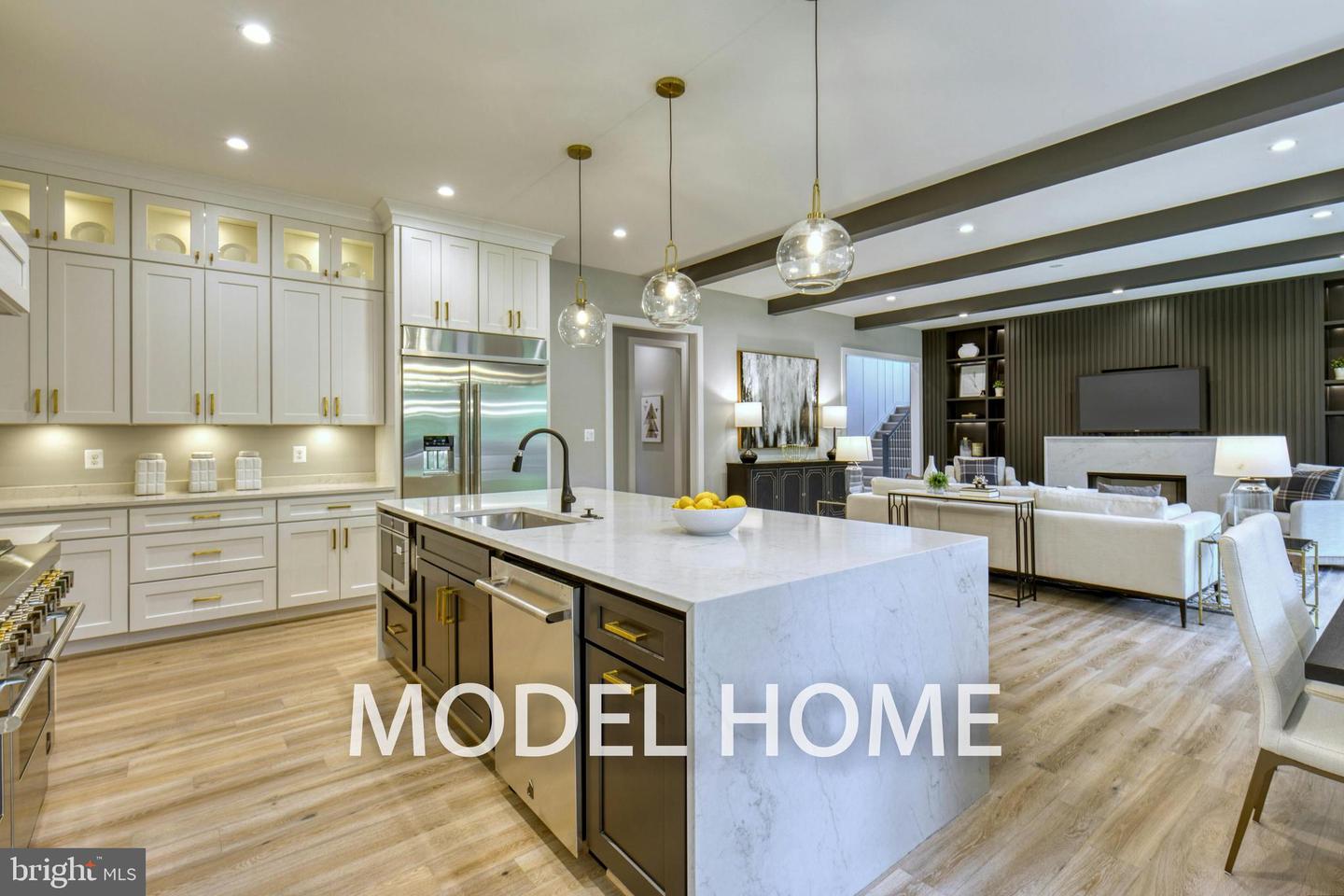 2239 HIGHLAND AVE, FALLS CHURCH, Virginia 22046, 7 Bedrooms Bedrooms, ,6 BathroomsBathrooms,Residential,For sale,2239 HIGHLAND AVE,VAFX2240564 MLS # VAFX2240564