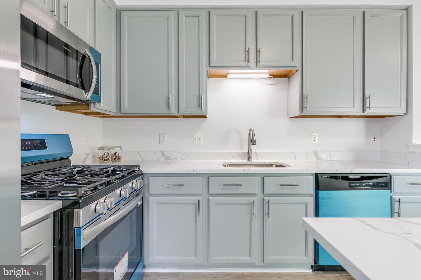 46716 CAVENDISH SQ, STERLING, Virginia 20165, 3 Bedrooms Bedrooms, ,2 BathroomsBathrooms,Residential,For sale,46716 CAVENDISH SQ,VALO2096322 MLS # VALO2096322